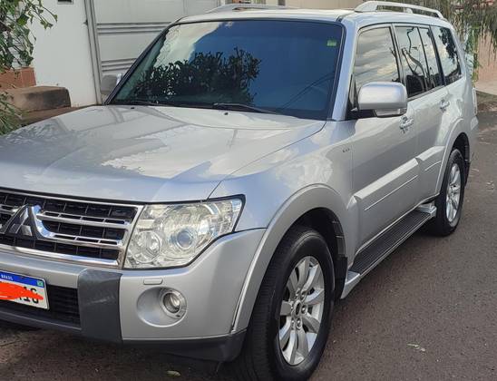 MITSUBISHI PAJERO 2.5 HD 4X4 8V TURBO INTERCOOLER DIESEL 4P MANUAL MITSUBISHI PAJERO 2.5 HD 4X4 8V TURBO INTERCOOLER DIESEL 4P MANUAL